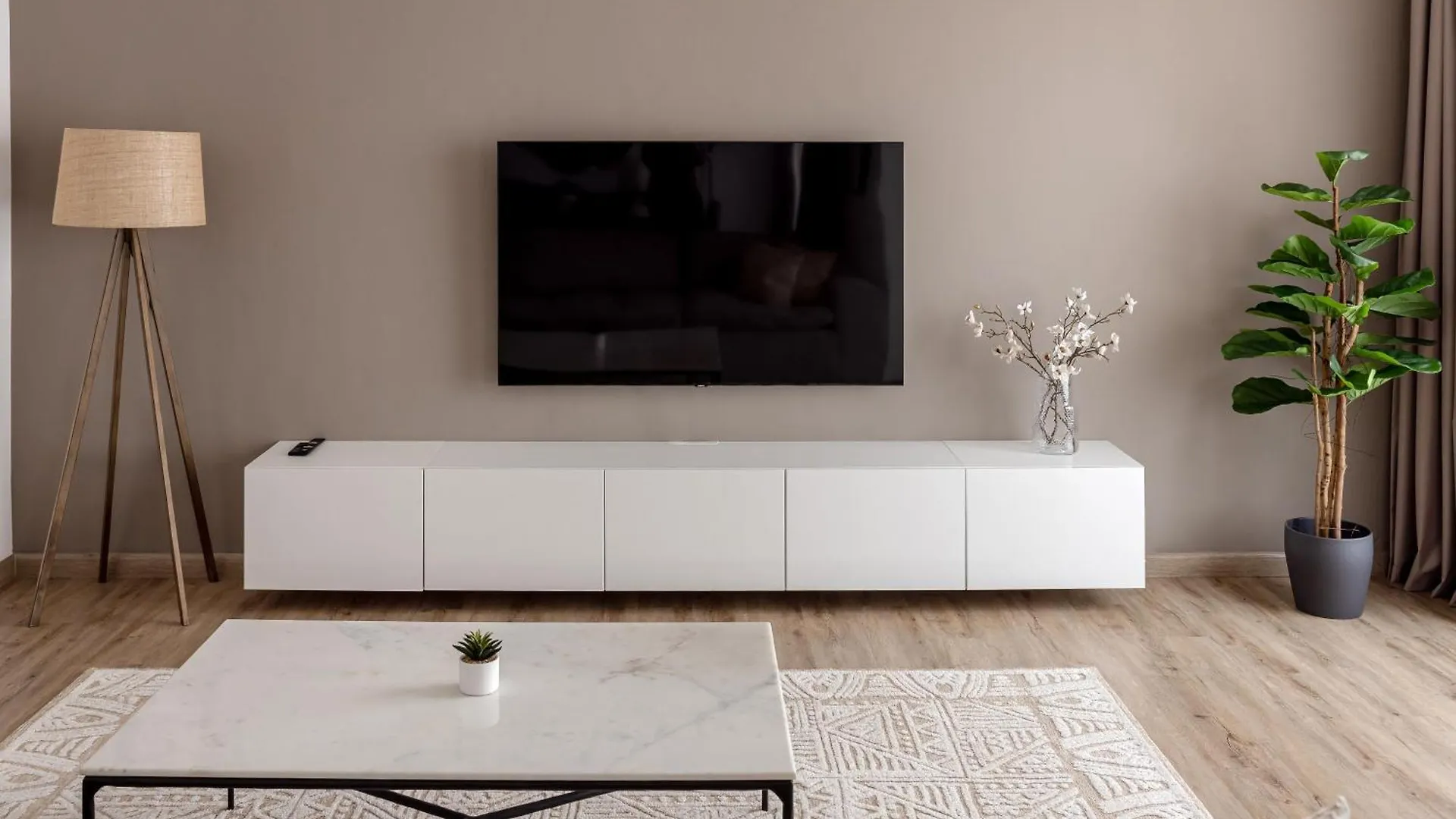 Beautiful And Bright 1 Bedroom Apartment! Sofia ! Dubai Apartment