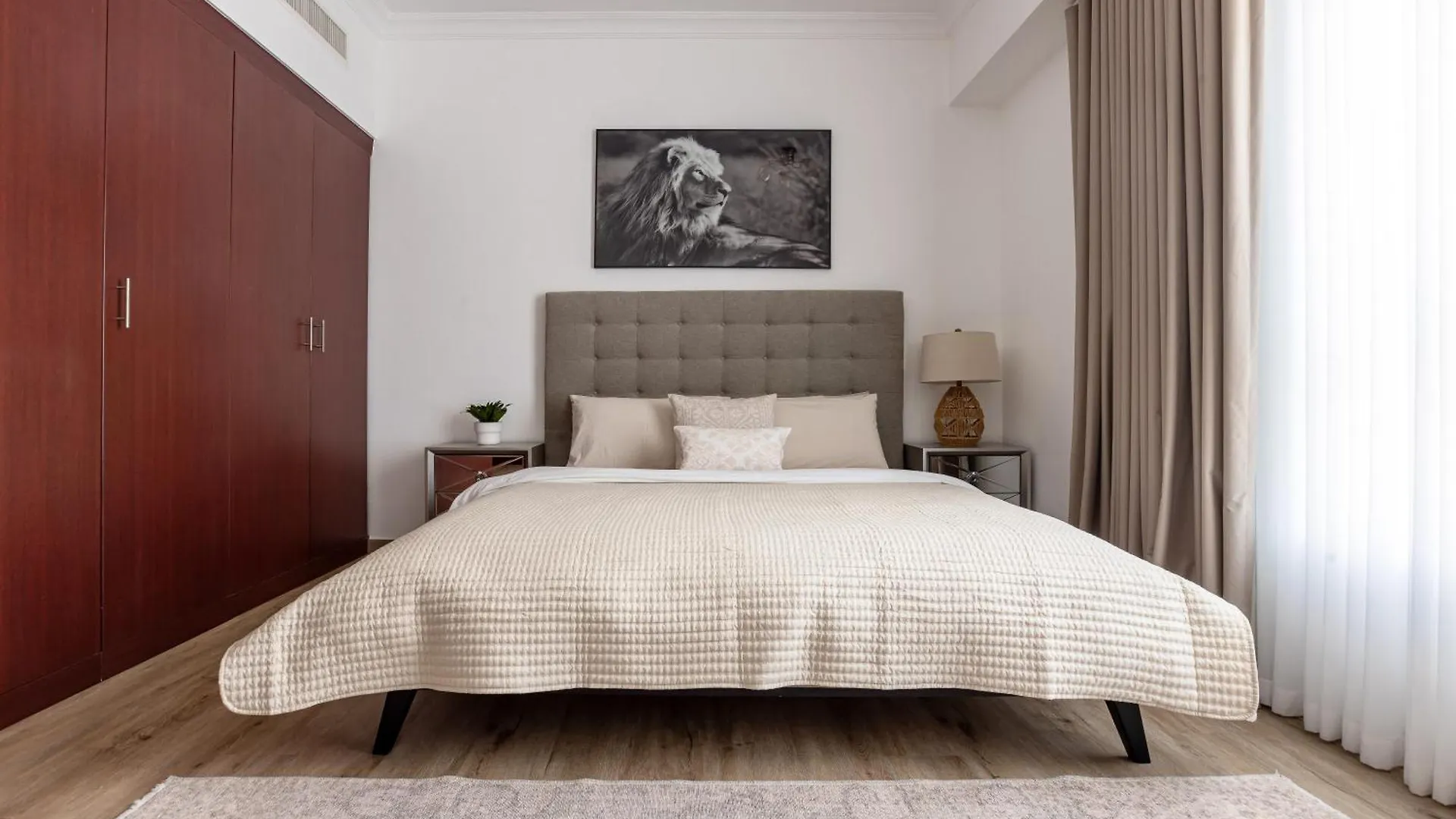 Beautiful And Bright 1 Bedroom Apartment! Sofia ! Dubai 0*,
